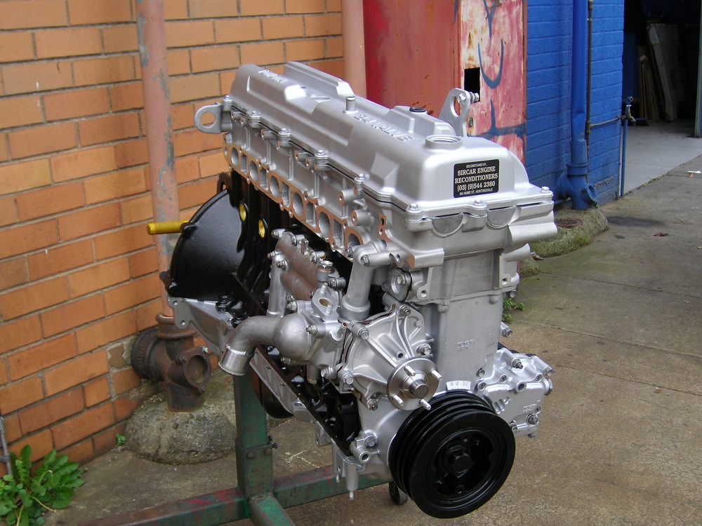 Toyota 1FZ-FE Engine.
